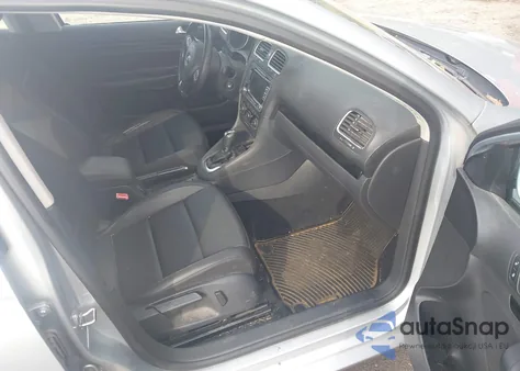 2012 Volkswagen Jetta Sportwagen 2.0L Tdi z USA, uszkodzony, nr VIN 3VWPL7AJ0CM712268